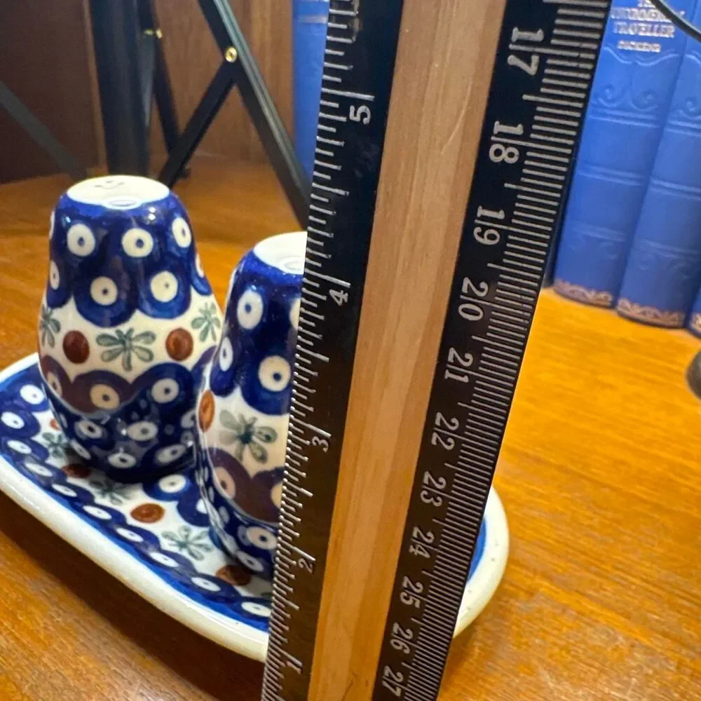Polish pottery salt
